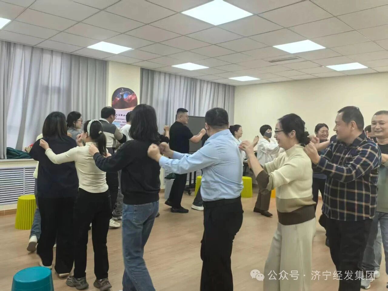 微信图片_2025-10-27_093552_588.jpg